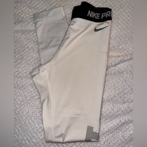 NIKE PRO DRI-Fit Women’s Leggings